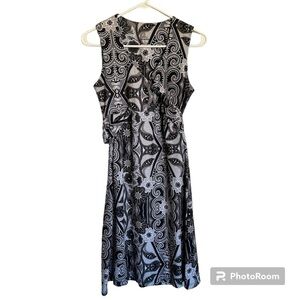 prAna Gray Paisley Floral Twist Front Summer Sheath Faux Wrap Sleeveless Dress